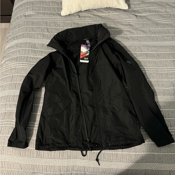 NWT Mountain Hardware Urbanite II Jacket Size Small Black - Picture 1 of 7